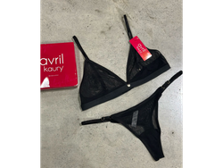 AVRIL- KAURY