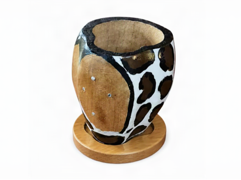 RANCHERO VAQUITA   (Cruz del Sur hecha con clavos de alpaca)