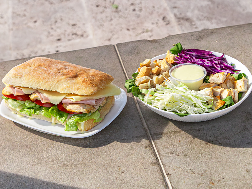 1 Ensalada + 1 Sándwich