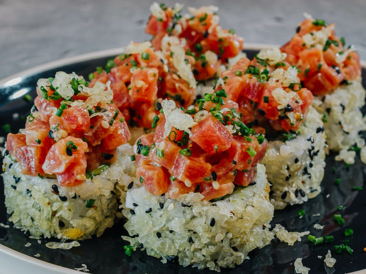 ⁠VOLCANO ROLL