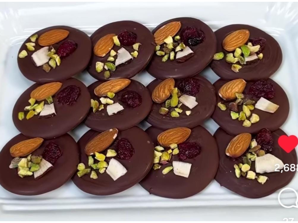 Chocolate con frutos secos. 1 kilo (podés pedir menos)