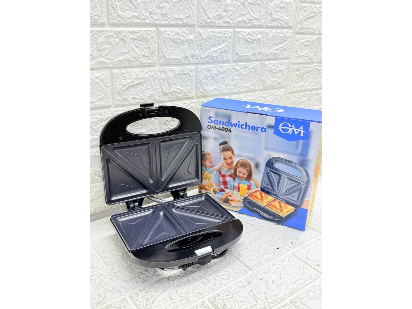 SANDWICHERA OM