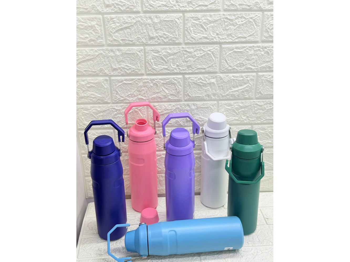 botella deportiva pico a rosca térmica