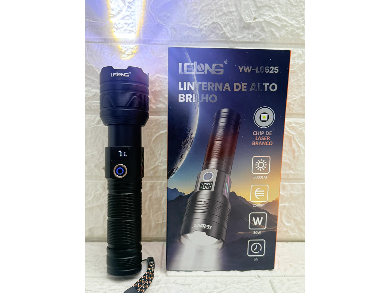 Linterna lelong con zoom 3000lm