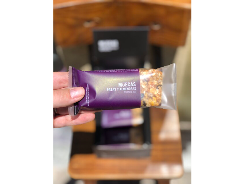 BARRA DE CEREAL "MUECAS" PASAS Y ALMENDRAS X 45 GR