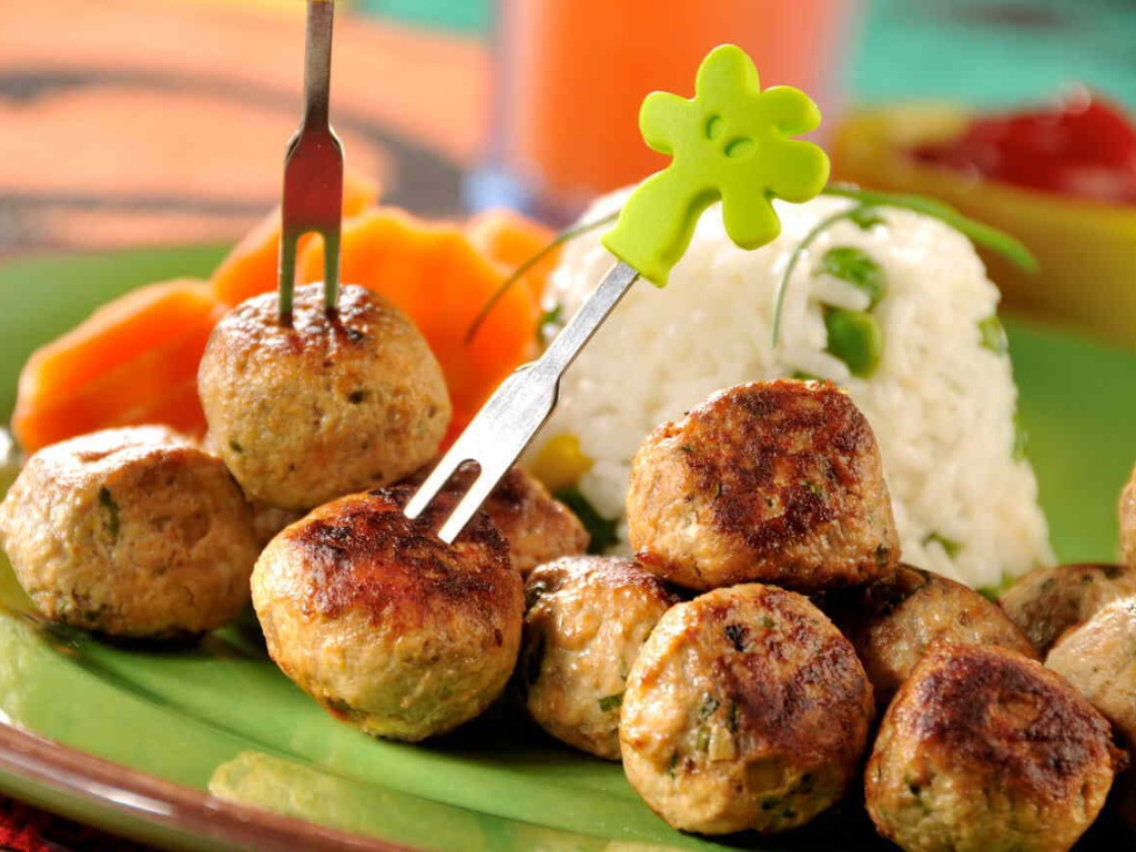Albóndigas de pollo (1 kg) de Pano Karno