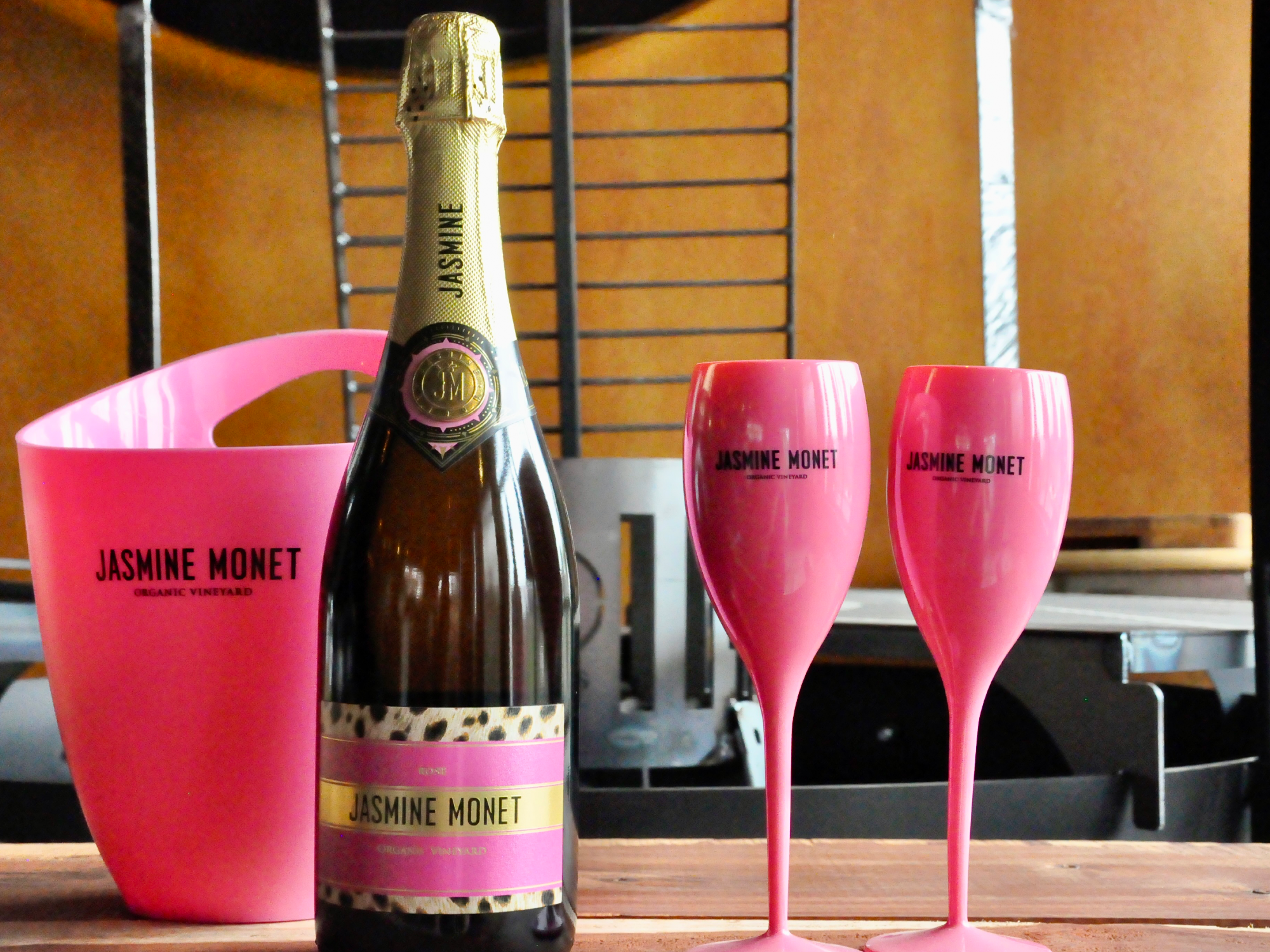 Kit Jasmine Monet Pink