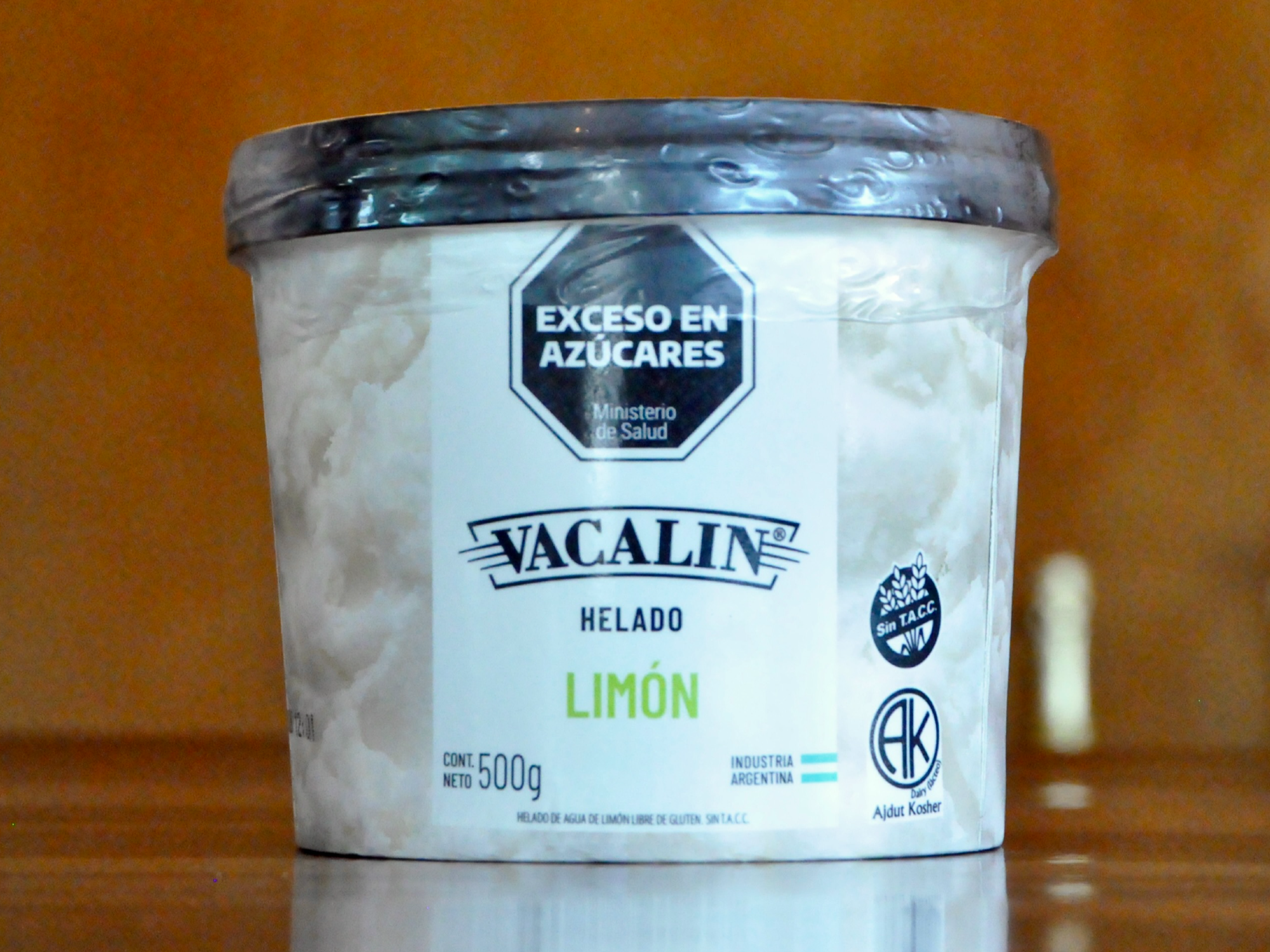 Helado de limón al agua