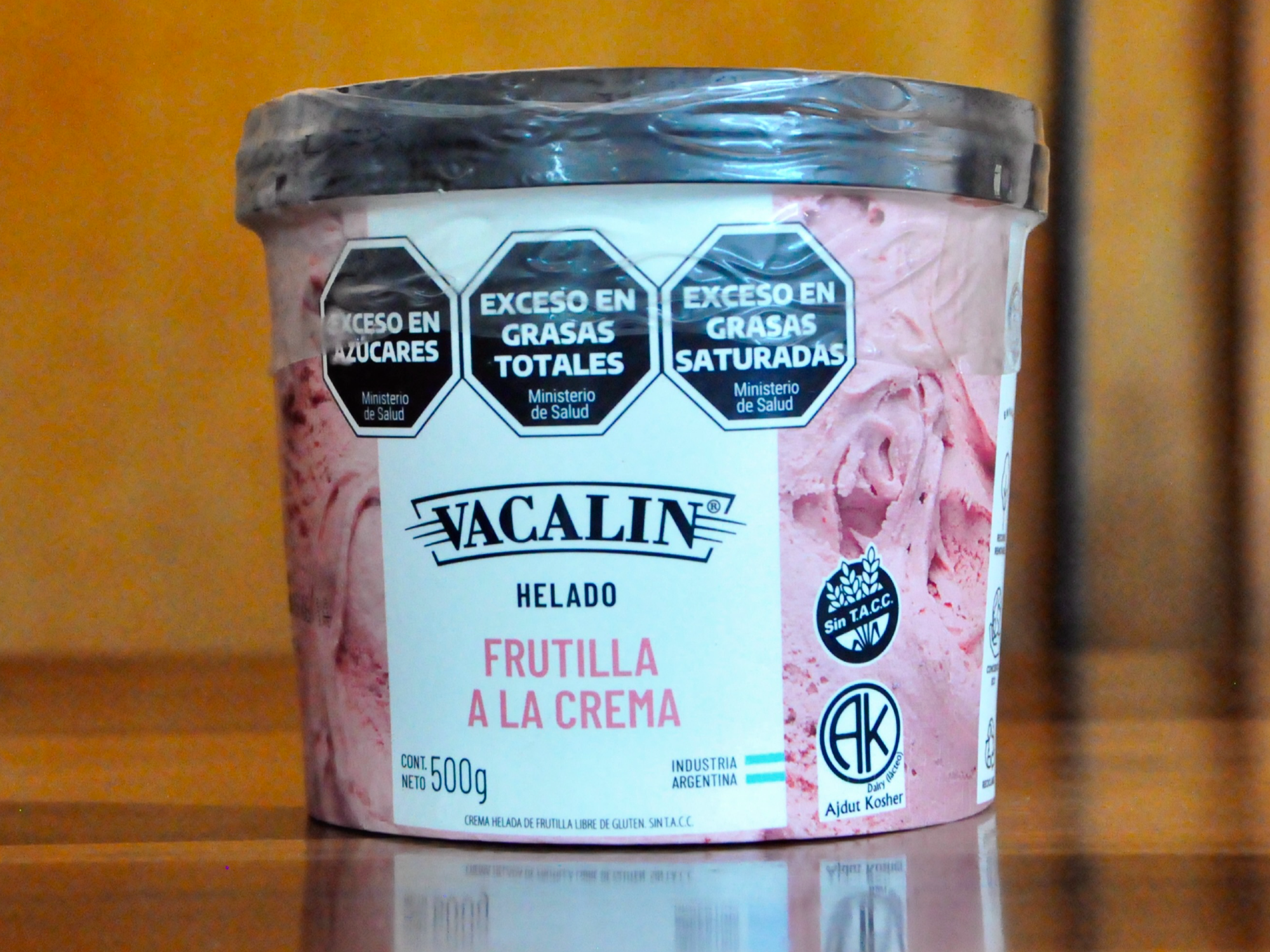 Helado de frutilla a la crema