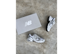 NEW BALANCE 530