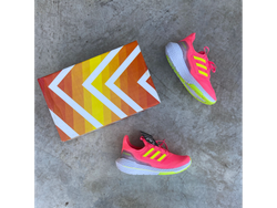 ADIDAS ULTRABOOST (rosa)