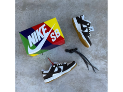 NIKE DUNK LOW