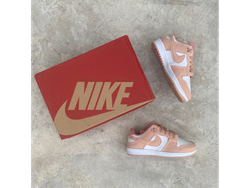 NIKE DUNK LOW (rosa)