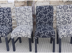 SILLAS VESTIDAS EN CHENILLE FIRULETES