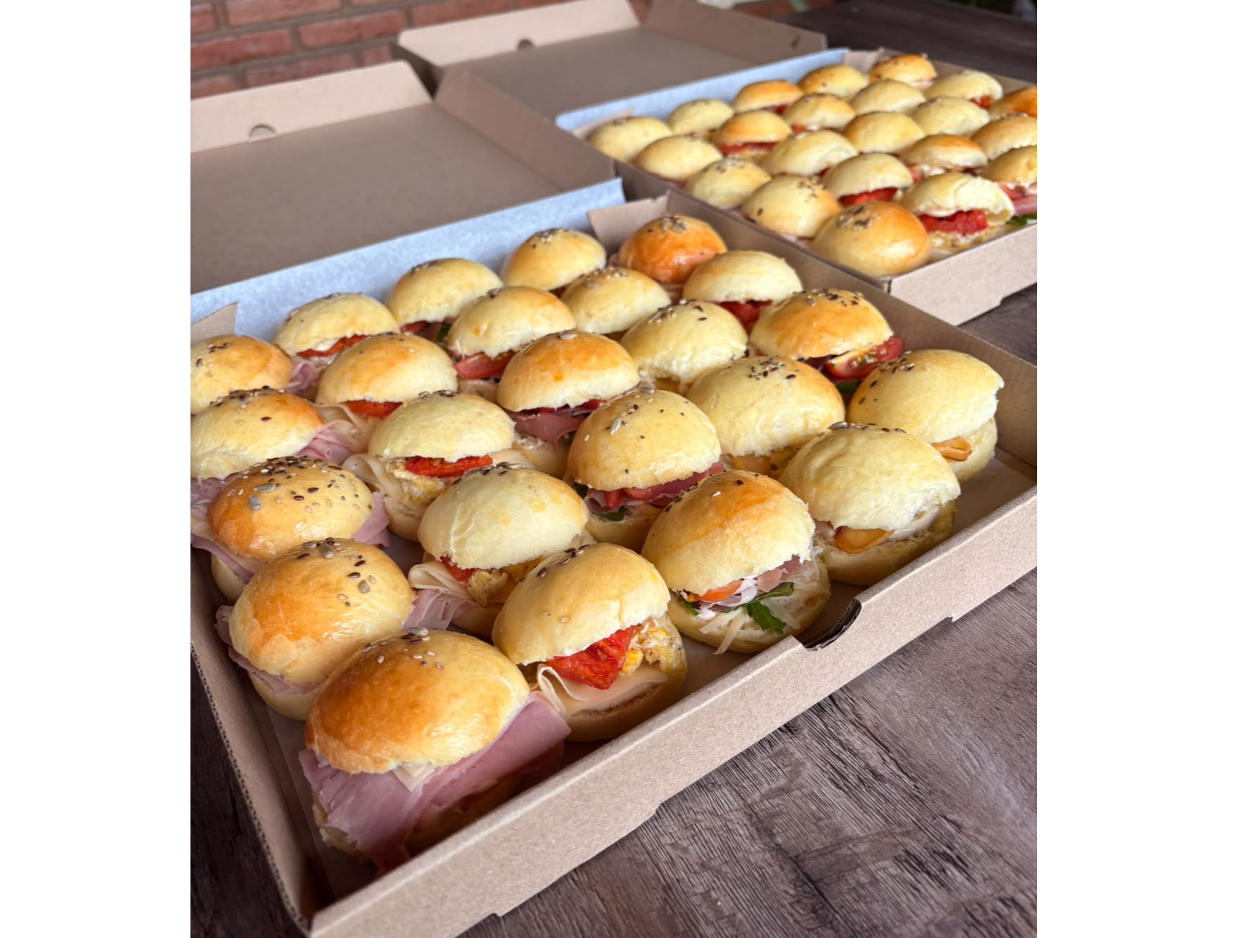 Sandwiches en pan Brioche surtidos de Paula´s Kitchen