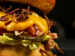 2 x 1 BIG HG (homenaje a la bigmc pero  bien llenadora) ( sale sin papas)