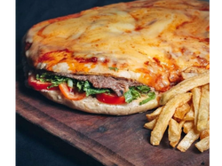 PIZZA LOMO MEDIANO COMPLETO (P/ HASTA 3 PERSONAS) muy bien comidas