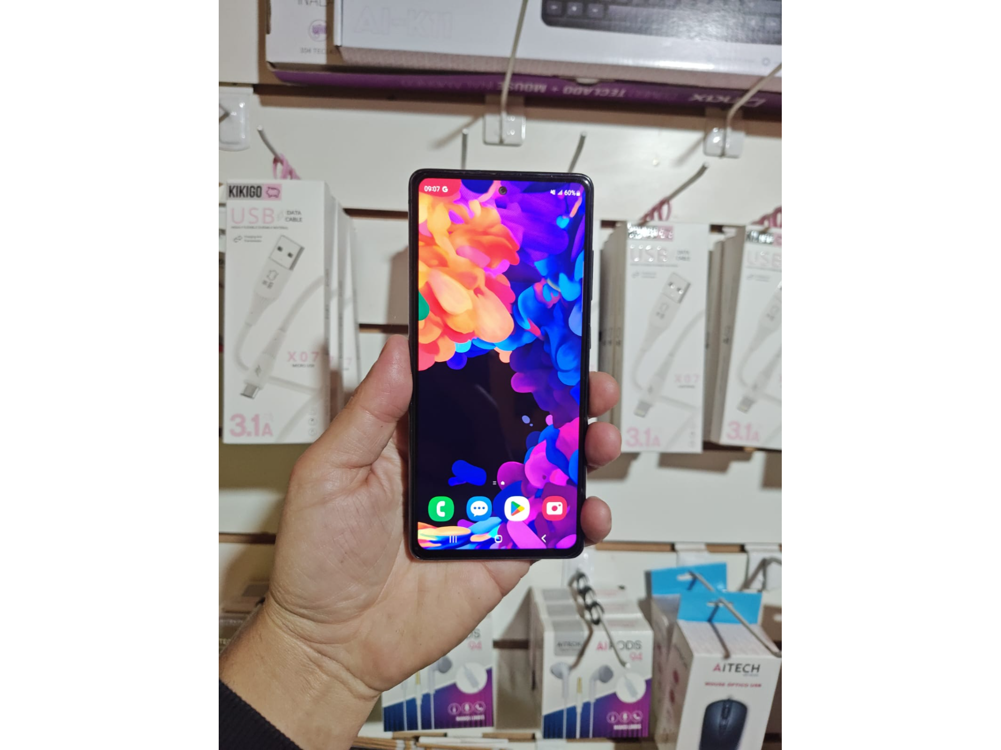 SAMSUNG S20 FE 128 GB / 6 GB RAM