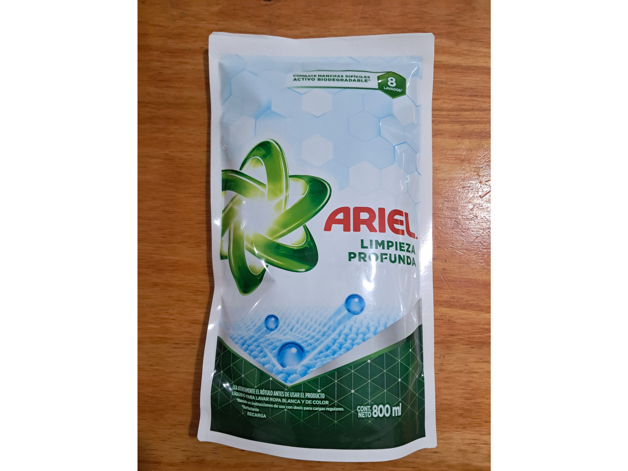 Detergente Ariel liquido 800ml