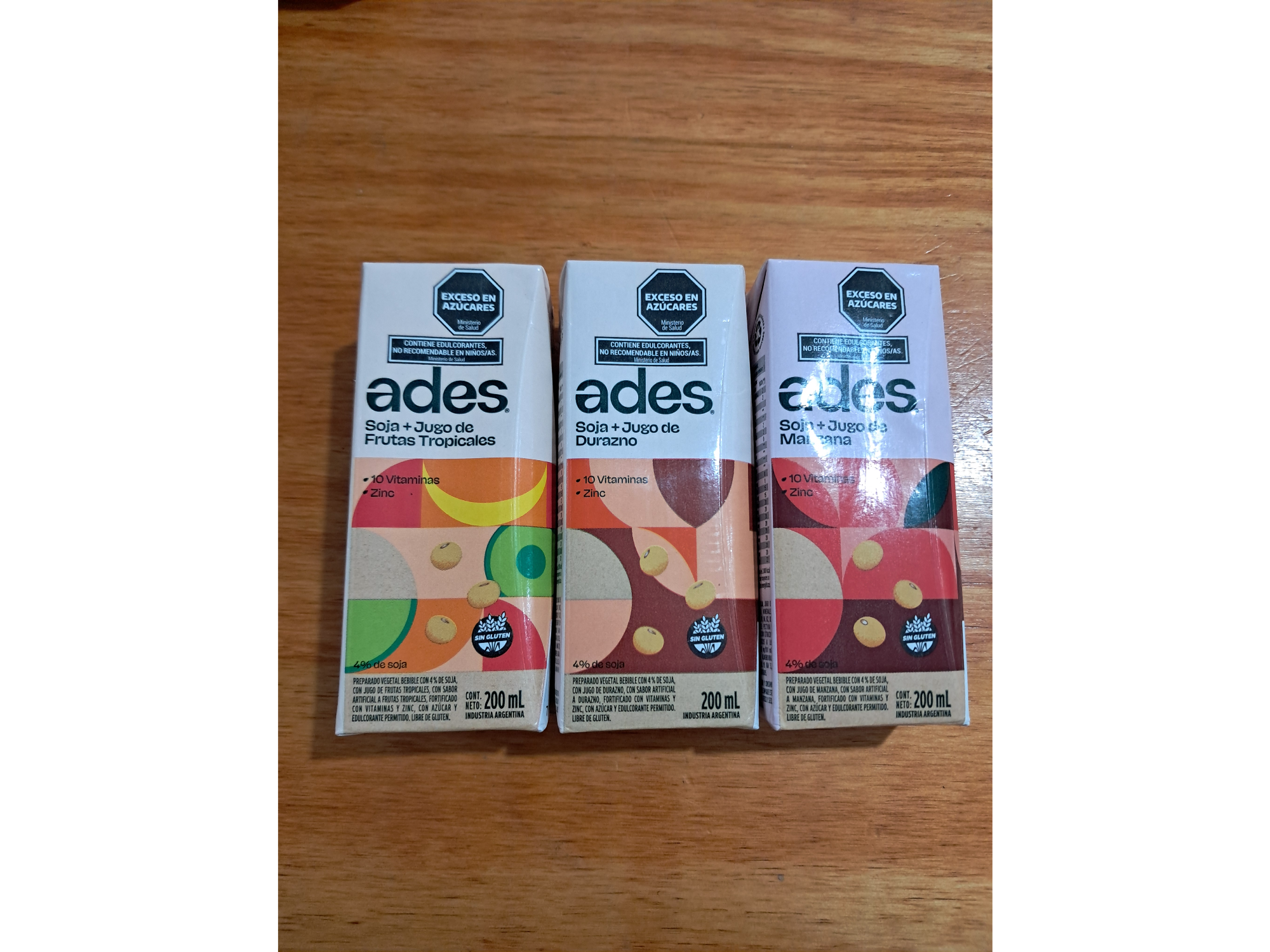 Jugo Ades de Soja 200 ml