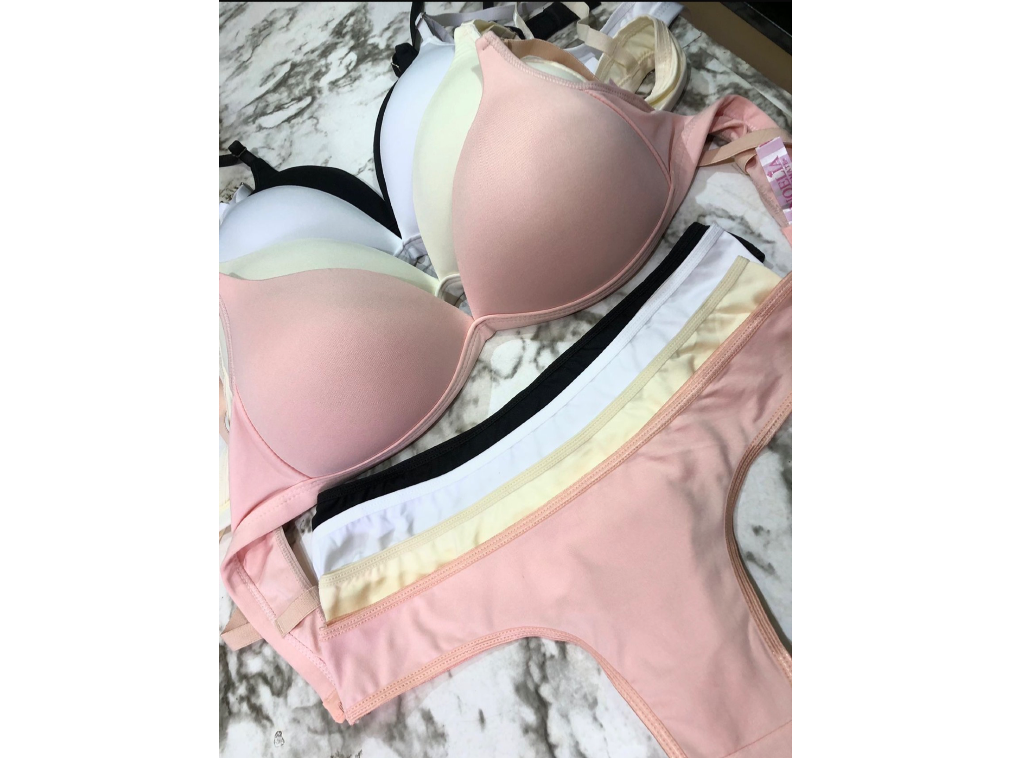 NOELIA- Conjunto armado sin arco de lycra