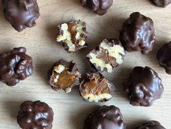 Nueces con dulce de leche 100 grs