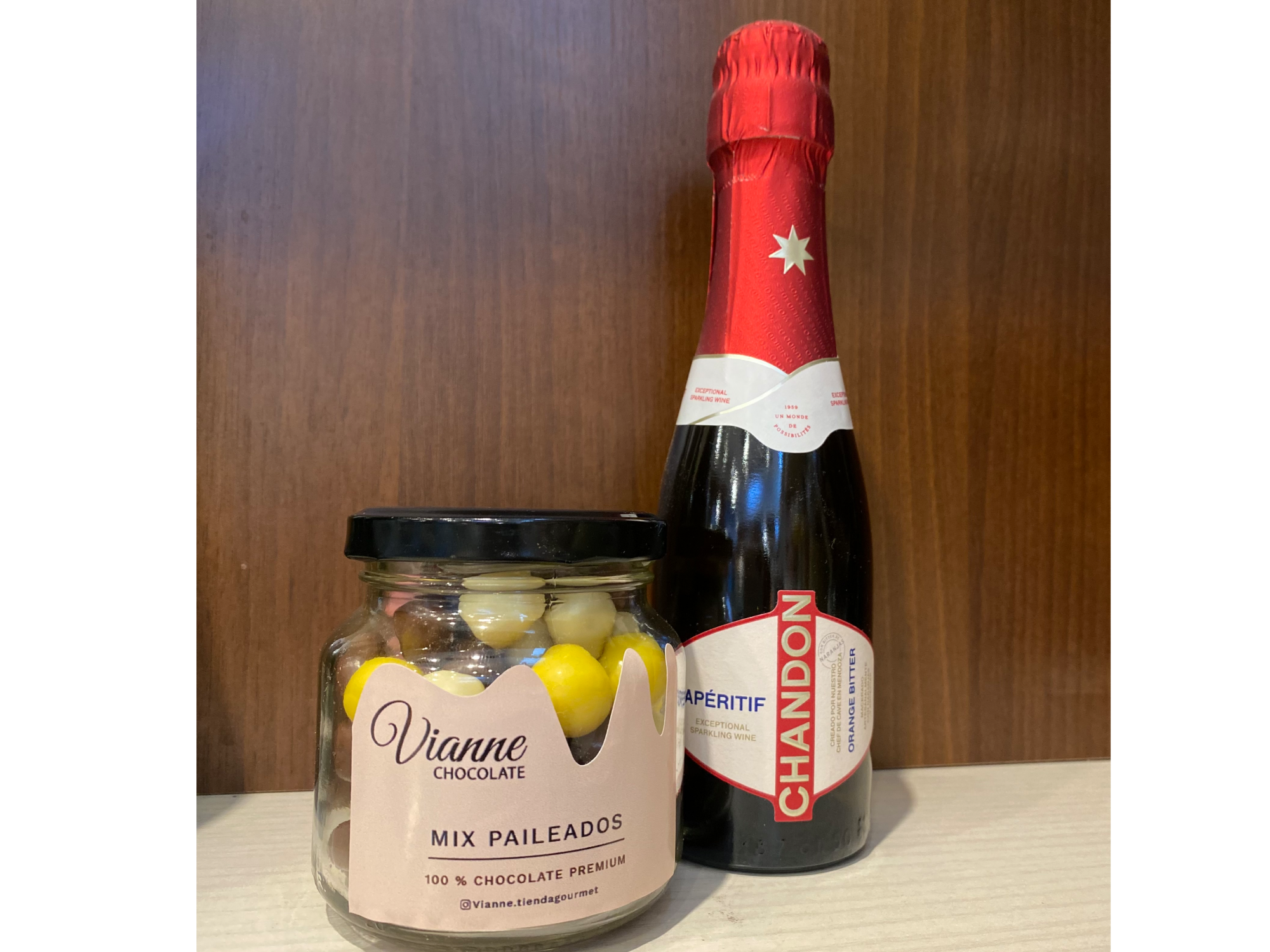 Frasco grageas + baby Chandon