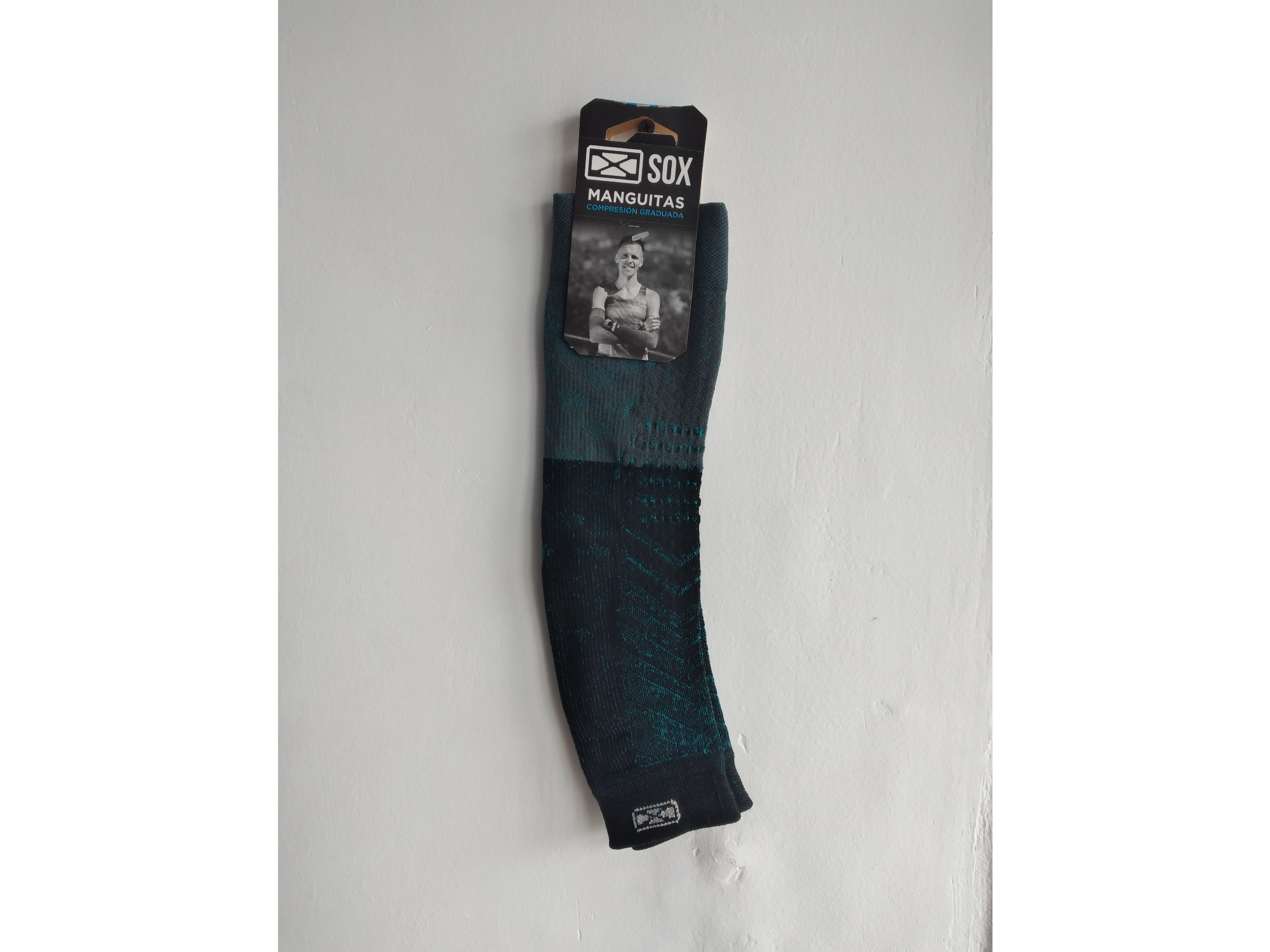 Manguitas Compresión Negro Turquesa MA13C