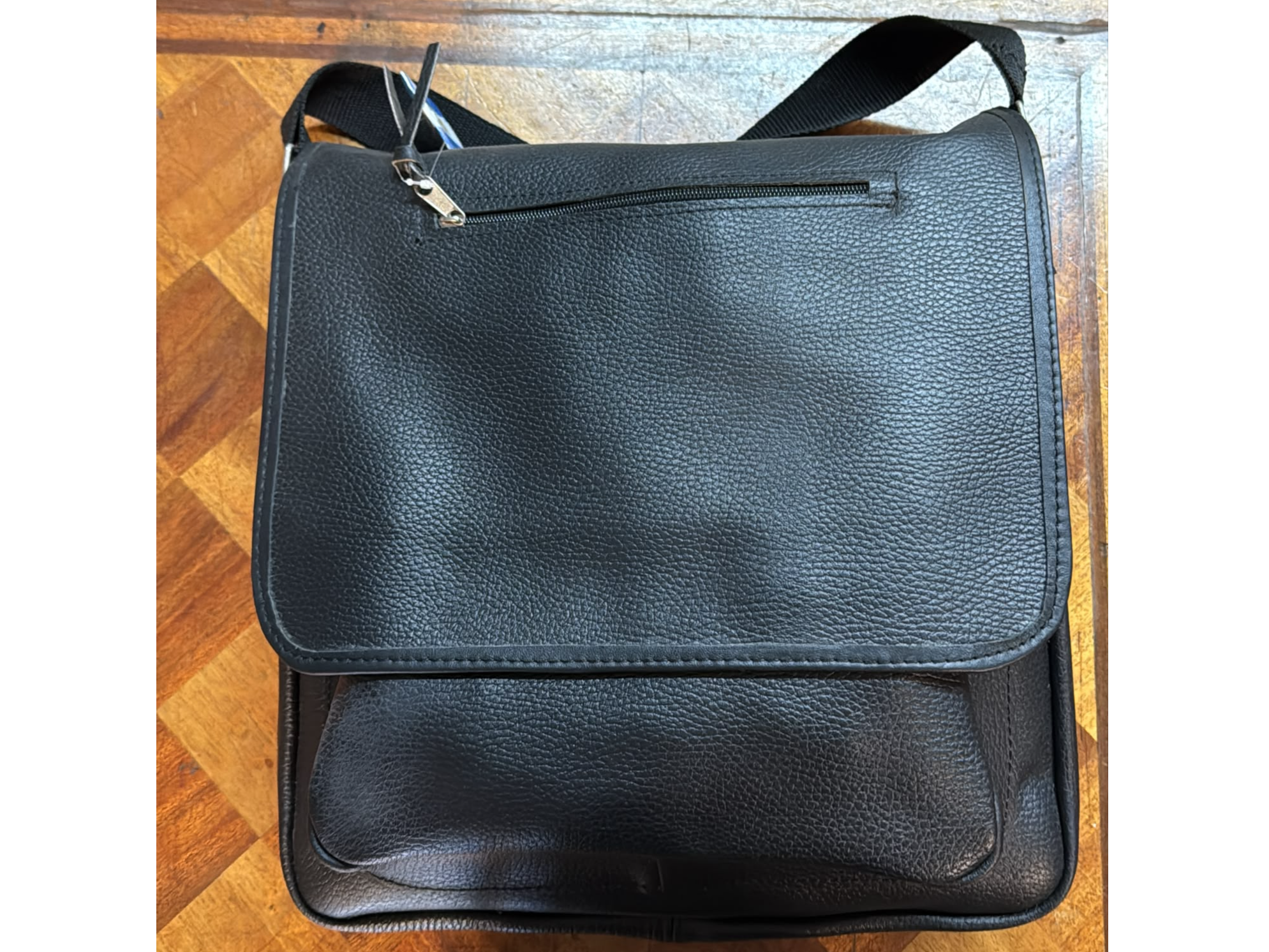 Morral con solapa. 35cmx35xm