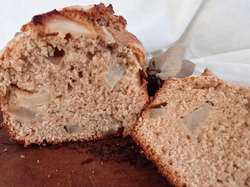 Harina de almendras y castañas con pera y jengibre