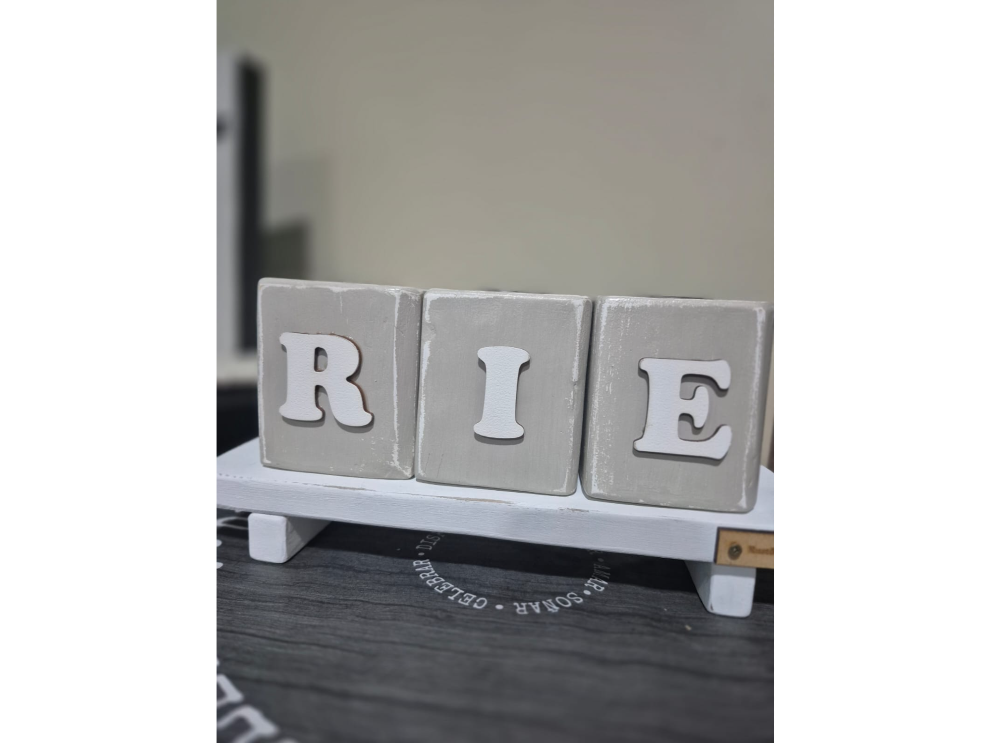 Portavele de madera triple