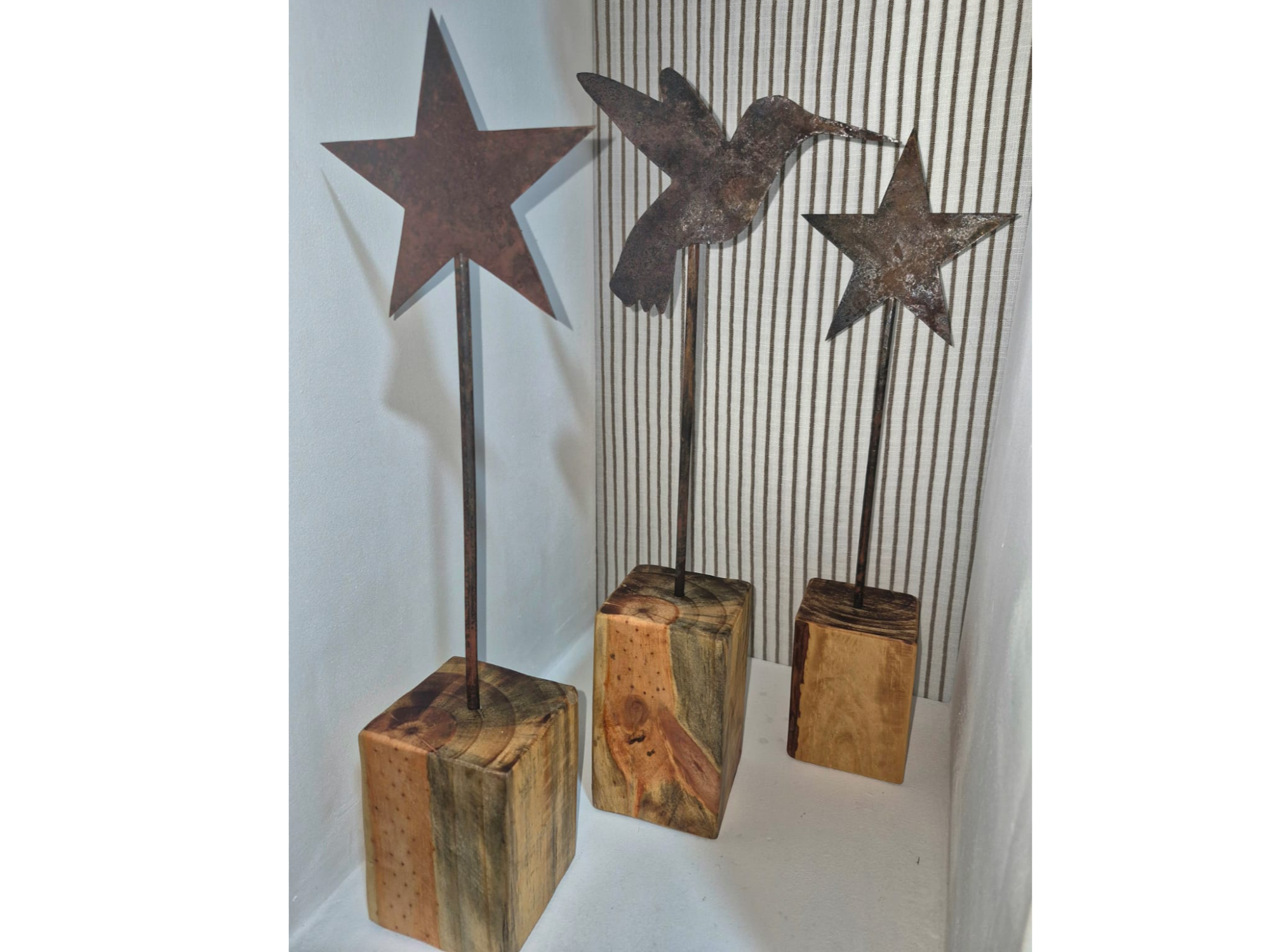 Tutor Hierro Madera de mesa natural