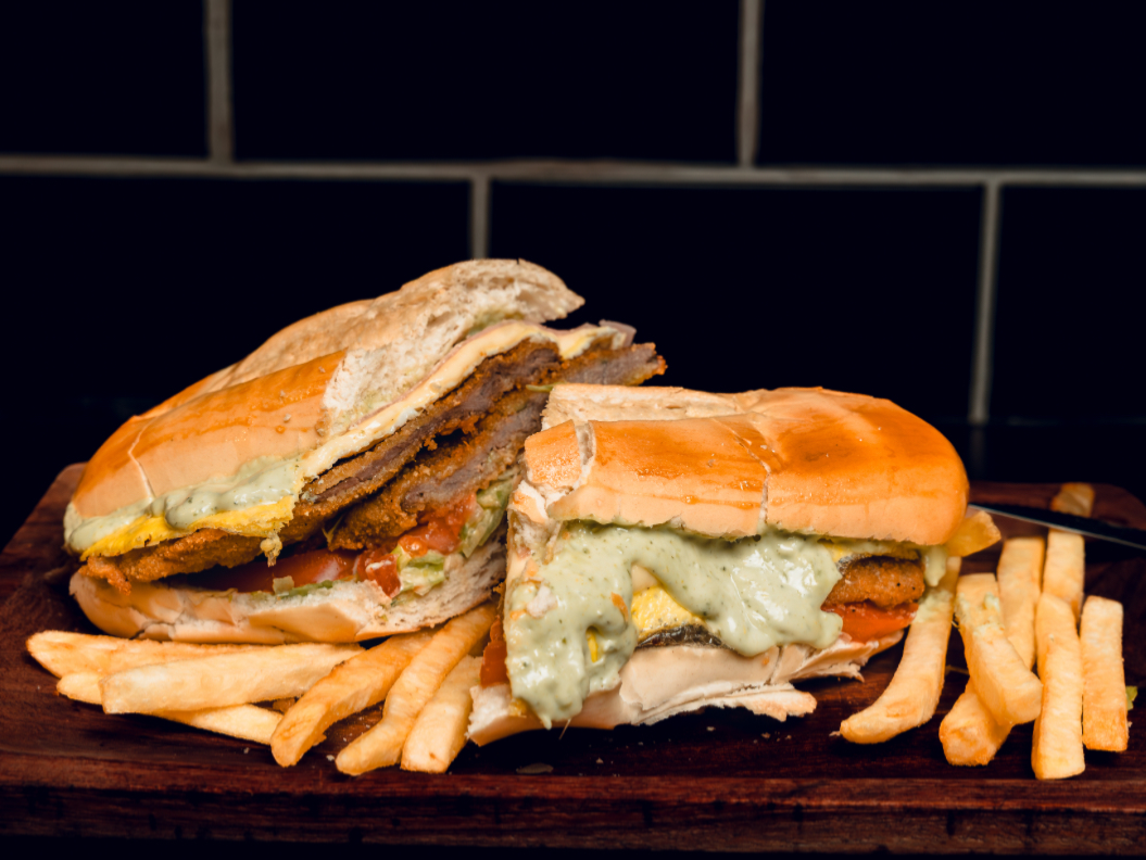Sandwich de Milanesa ESPECIAL