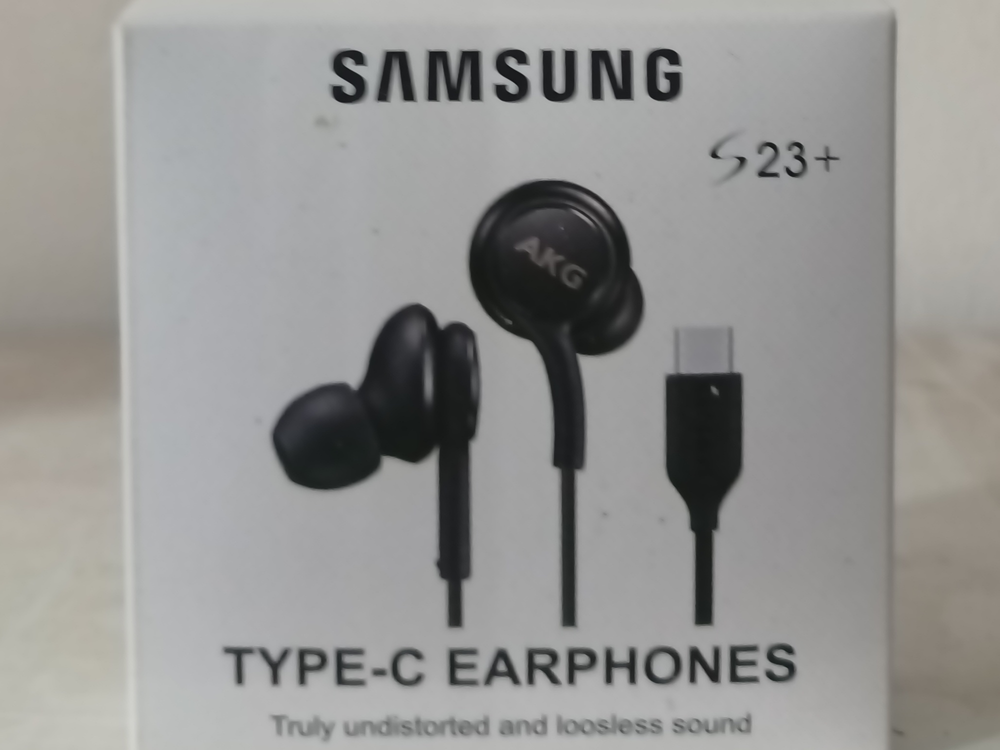 Auricular type c akg