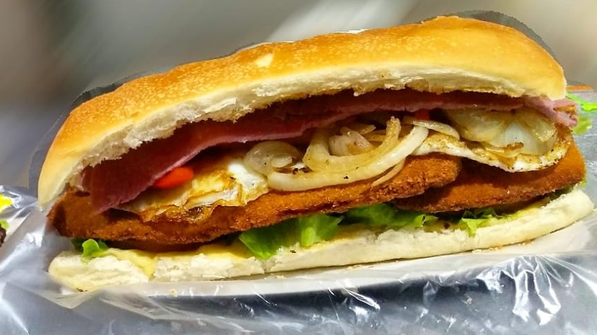 Sandwiches milanesa carne vacuna