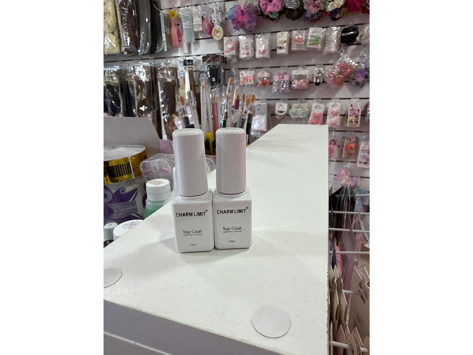 Top coat charm límit