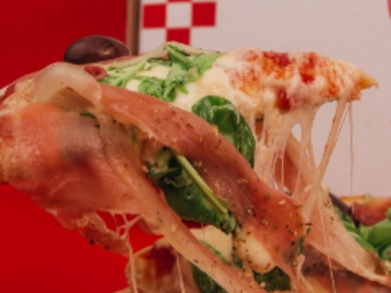 RUCULA Y JAMON CRUDO