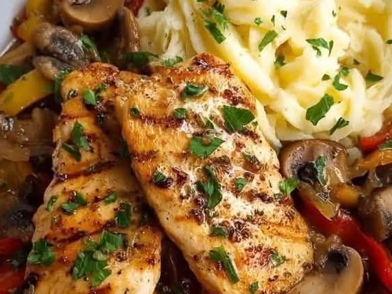 Pollo a la criolla con puré