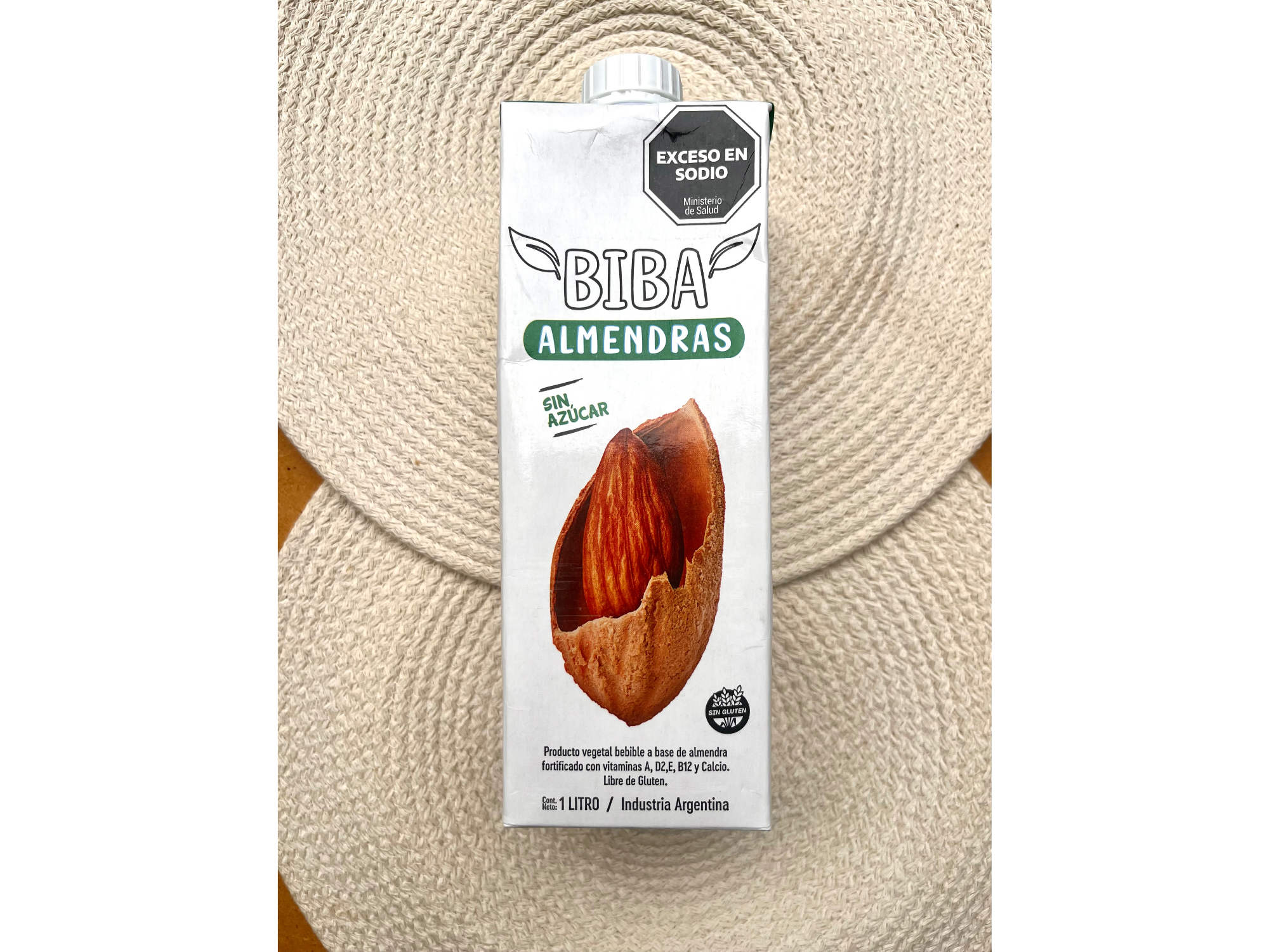 20% OFF Leche de almendras BIBA x 1lt