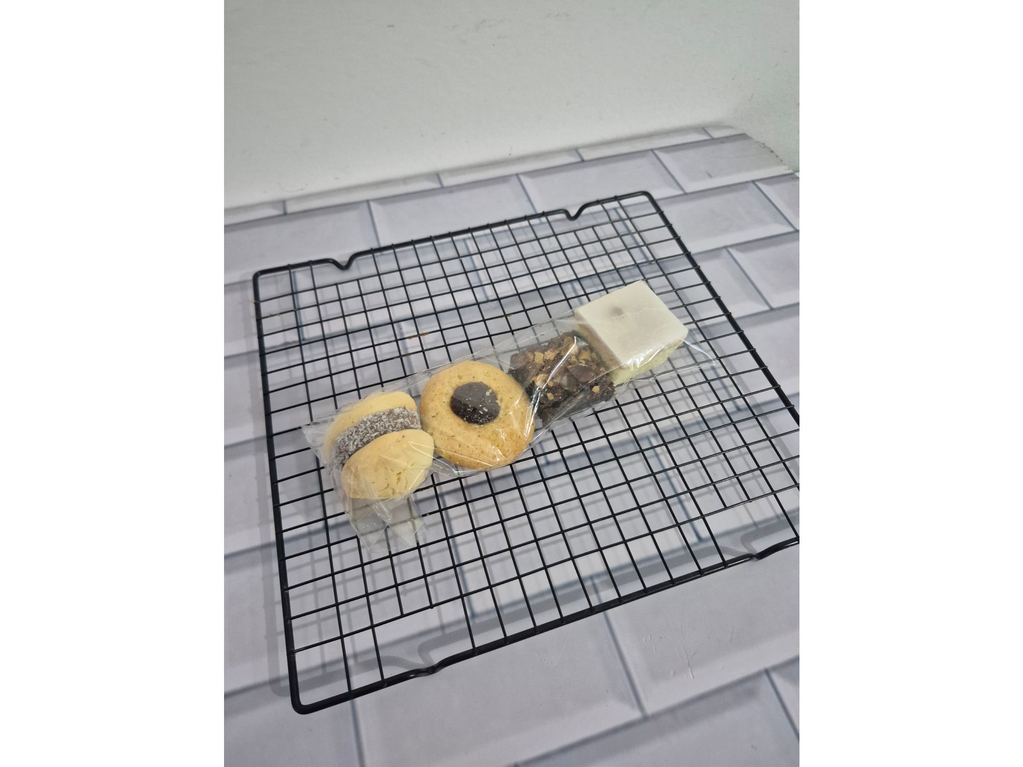 Picoteo con maicenita 1