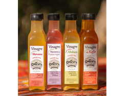 Vinagre Vivo , sin pasteurizar . "La Verdecita Granja Familiar Agroecologica" x 250 ml