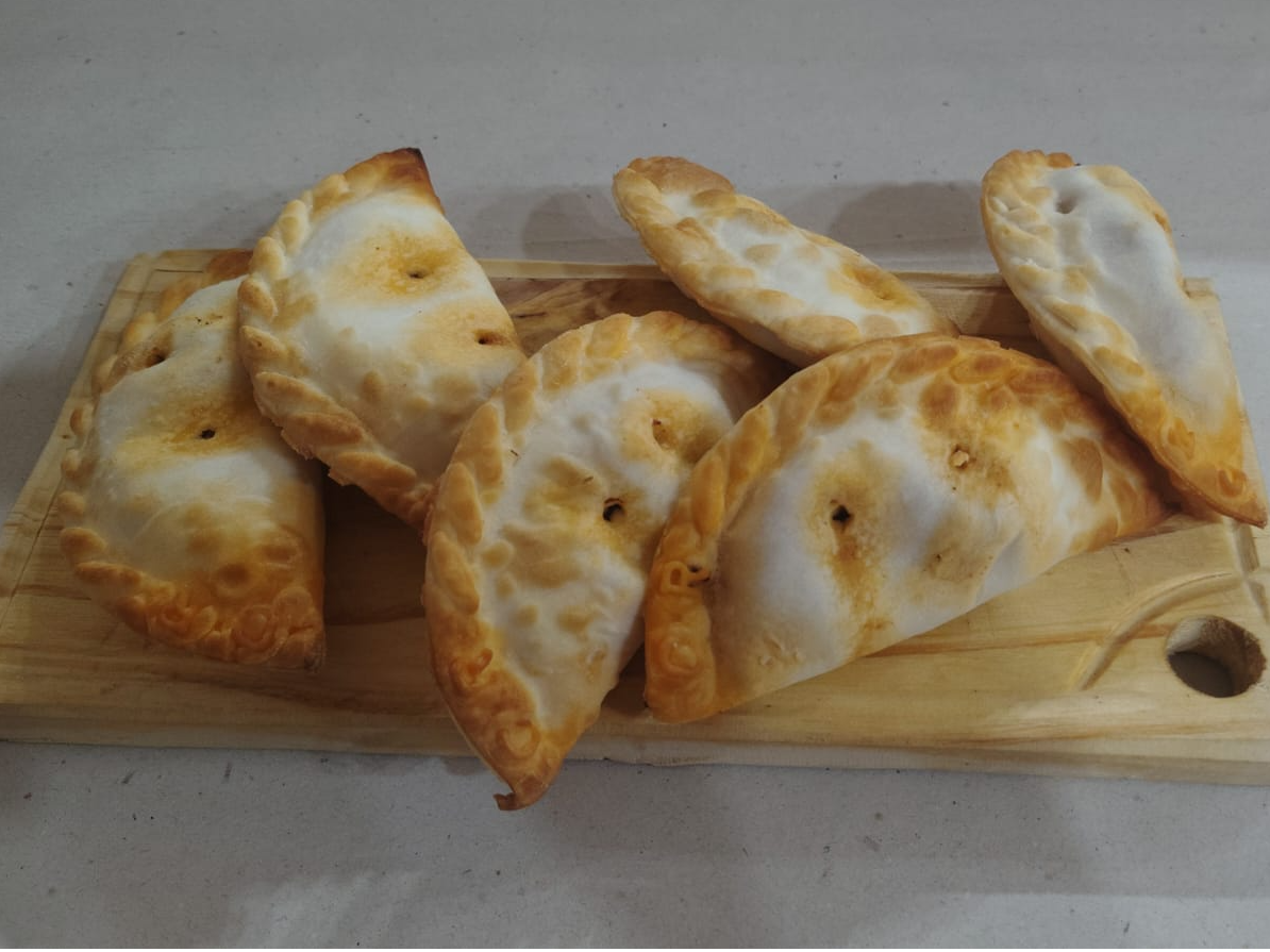 1/2 doc de empanadas de carne saladas