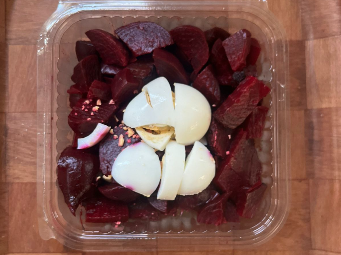 ENSALADA DE REMOLACHA Y HUEVO