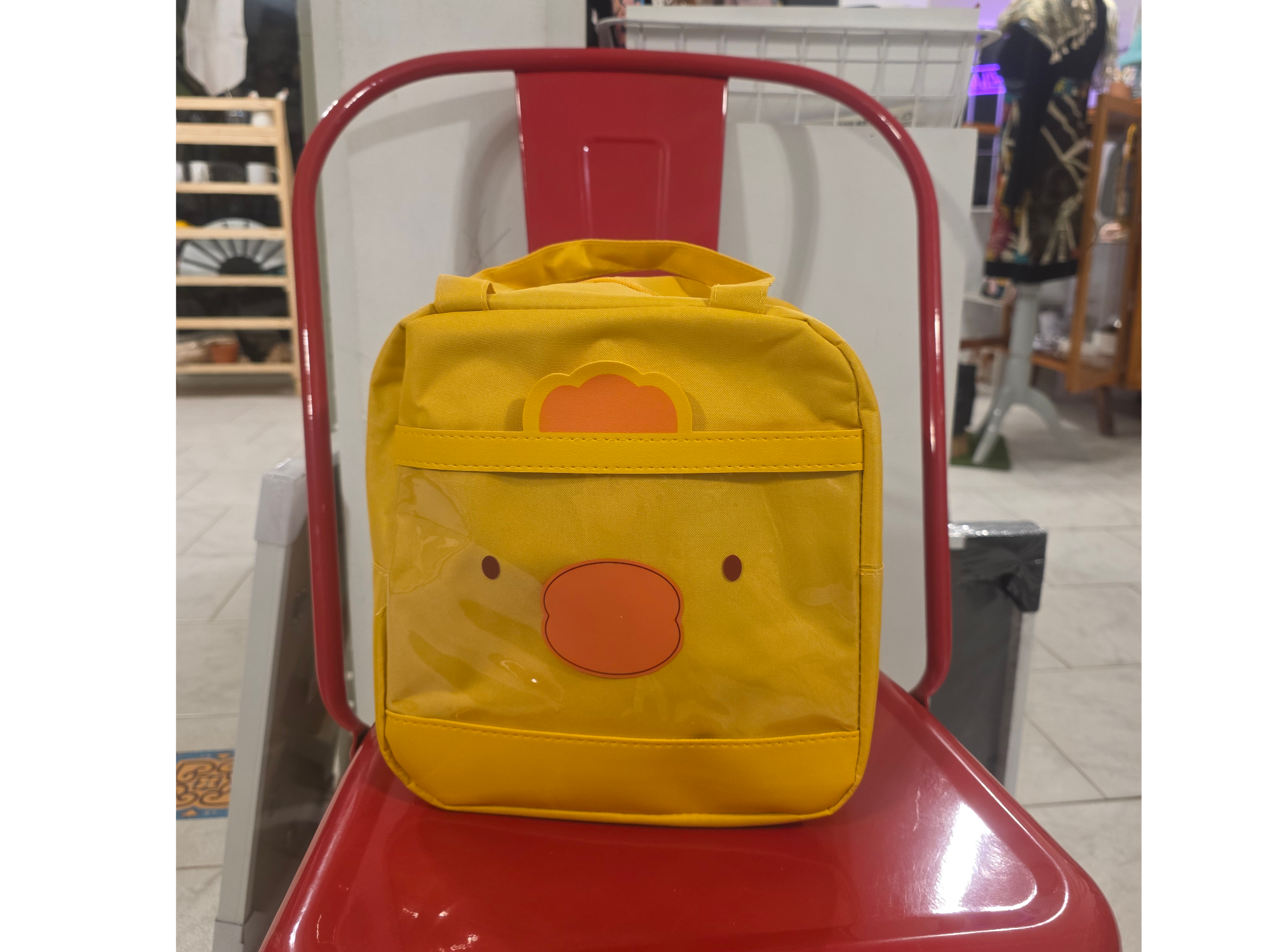 Lonchera patito amarillo