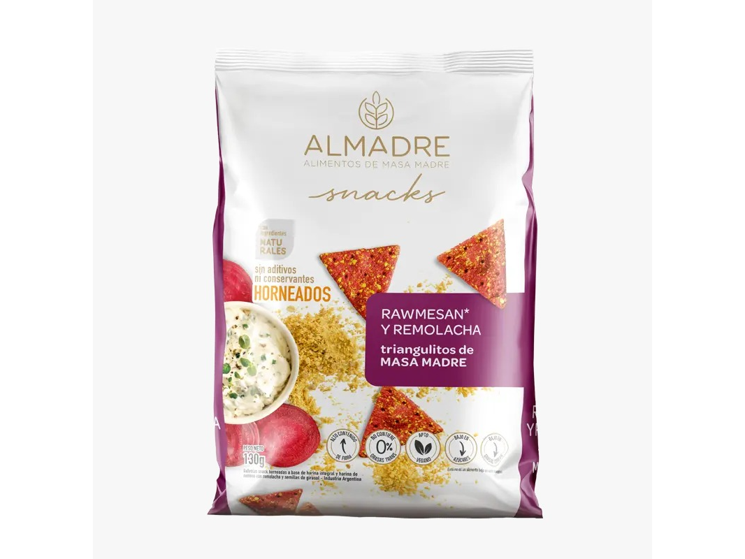 Triangulitos de Masa Mdre. Sabor Rawmesán y remolacha