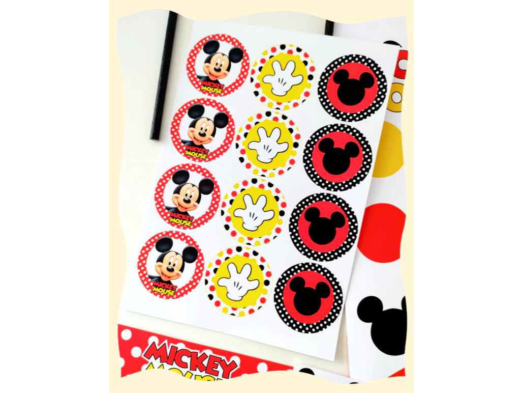 Plancha de Stickers Troquelados- Temática "Mickey Clásico" (X12)