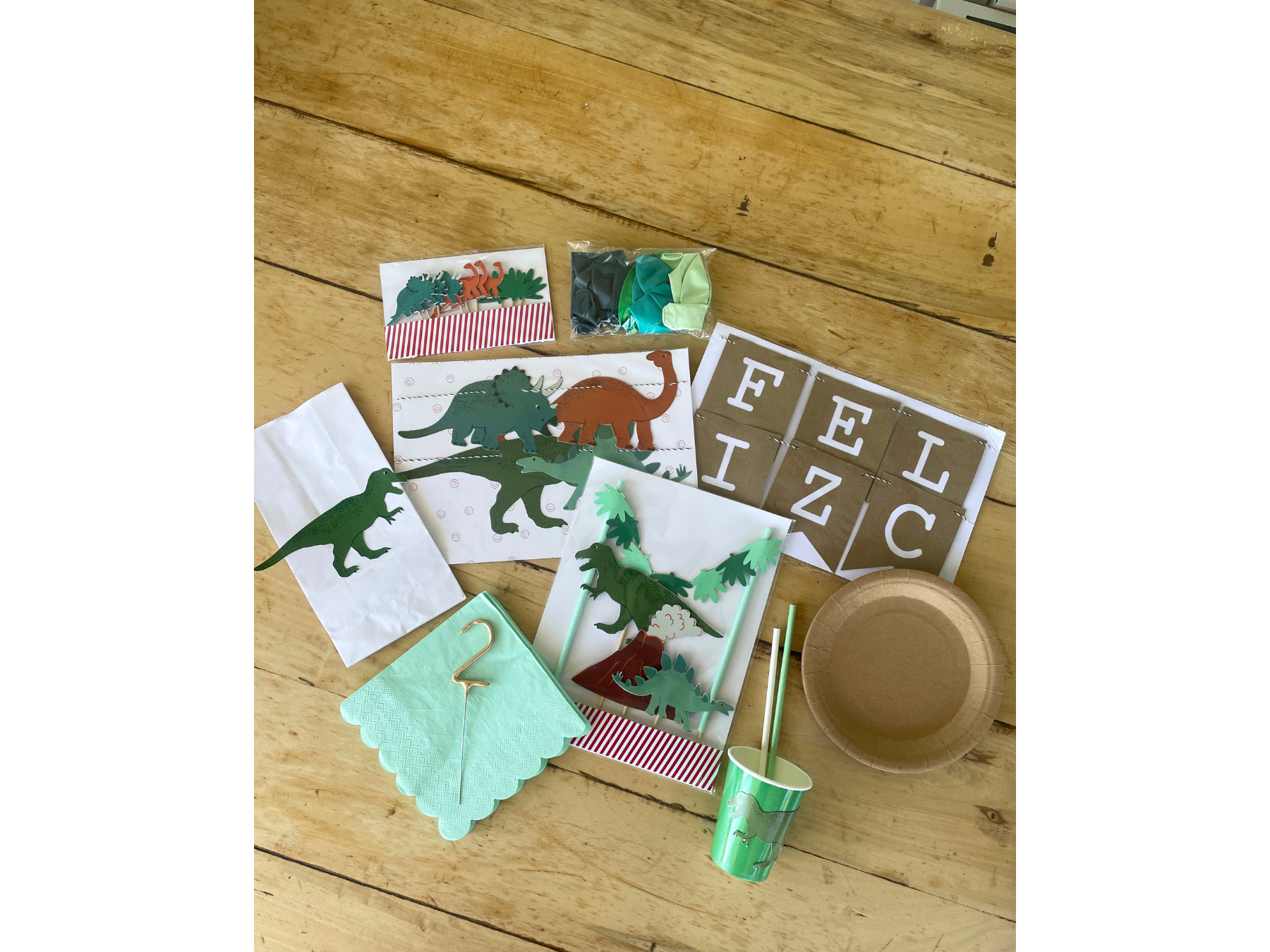 Kit Dinosaurios
