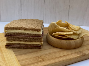 1/2 Docena de Bondiola y Queso (en pan de salvado) de Rafello