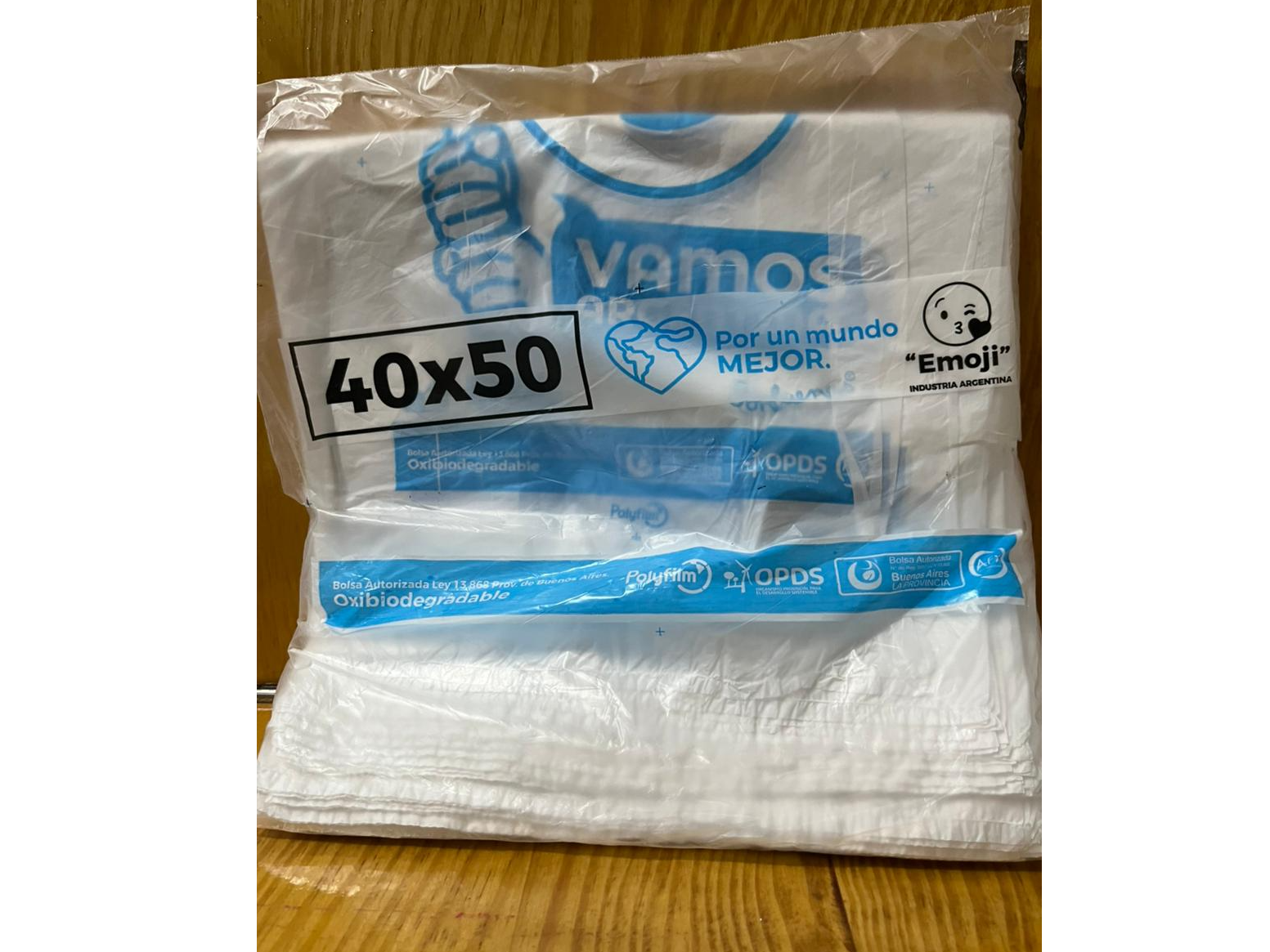 camiseta 40*50 emoji