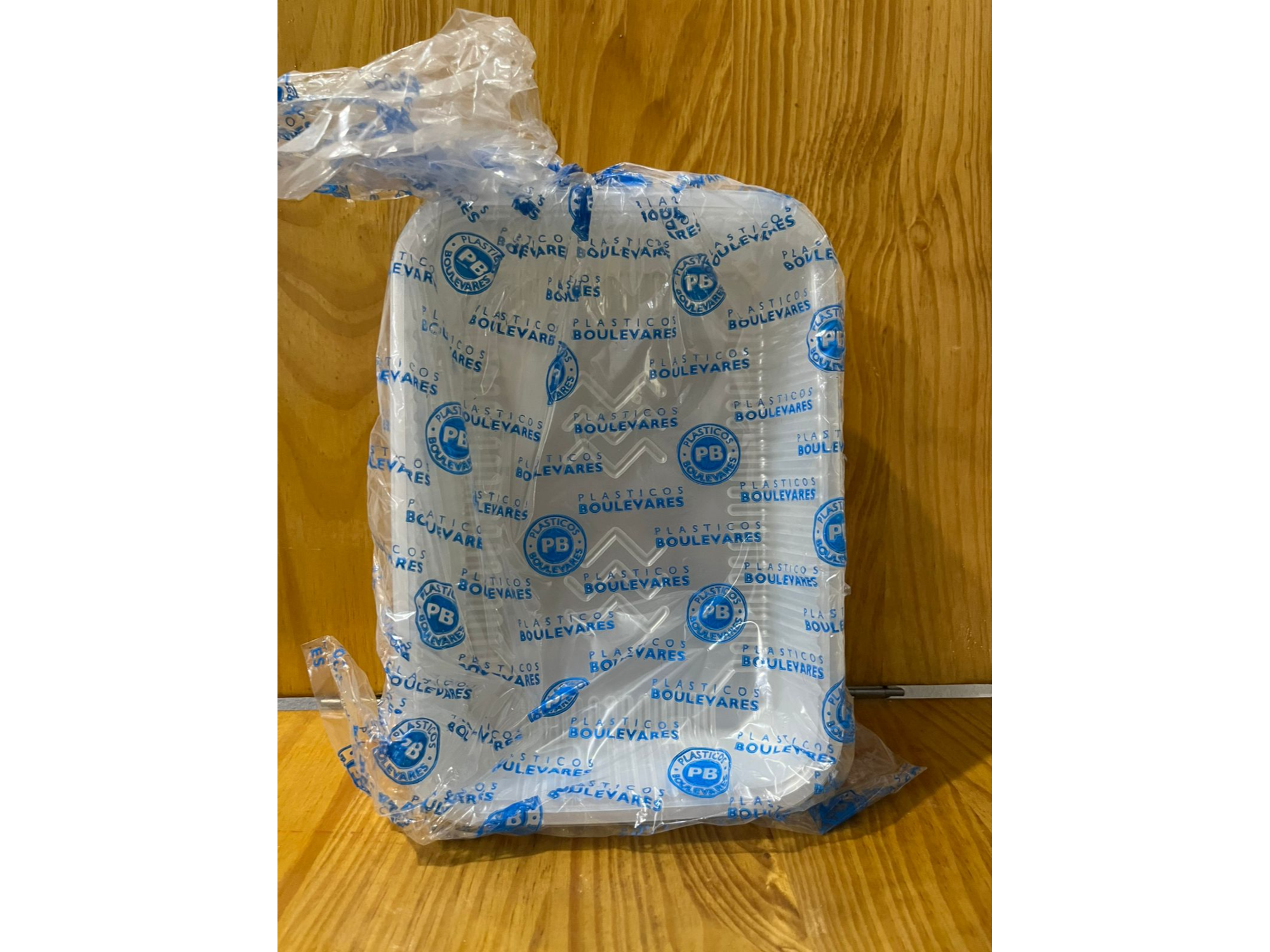 bandeja 107 * 100 unidades